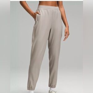 NEW Womens Lululemon Adapted State fleece joggers athletic pants khaki 4